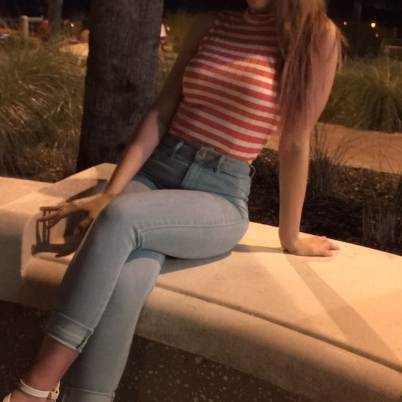 Top - Picture 2 of 2